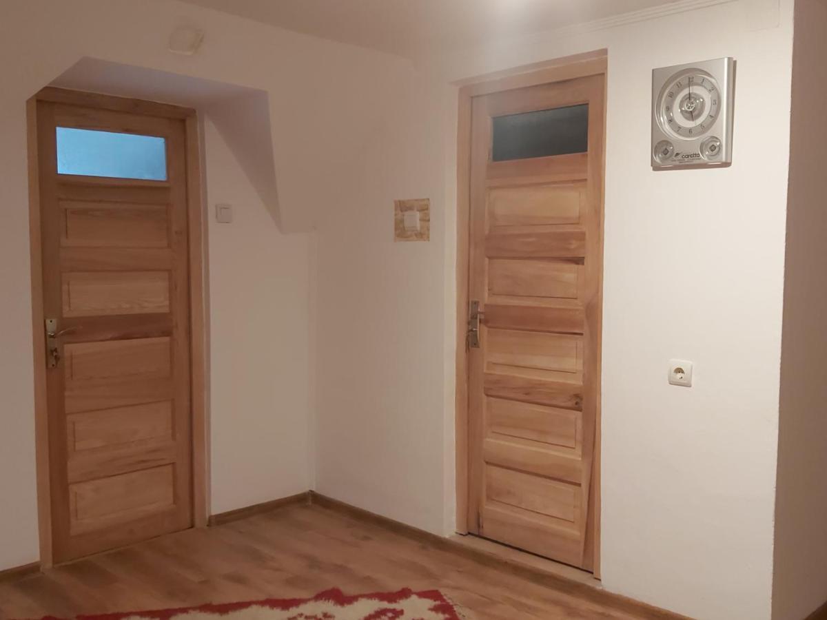 Pensiunea Schilacy Grosii Tiblesului Exteriér fotografie